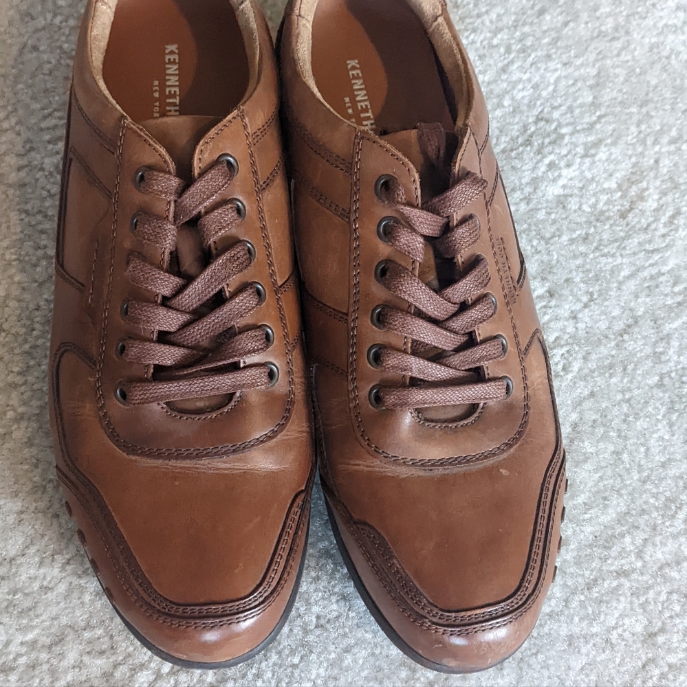 Kenneth Cole Leather Sneakers